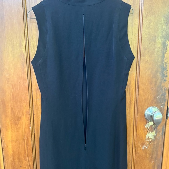 NWT Vintage Armani Collezioni Black Sleeveless Dress with Tuxedo collar (6) - Picture 5 of 12